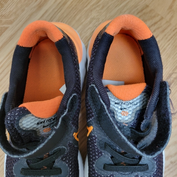 Youth Nike Renew Run size 12.5C - Picture 6 of 9